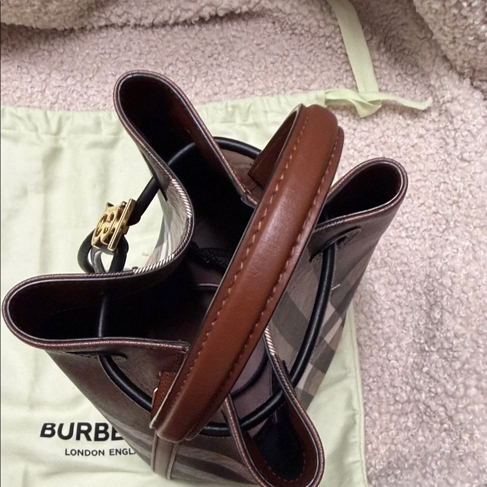 Burberry Dark Birch Small Drawstring Bucket - Picture 7 of 14